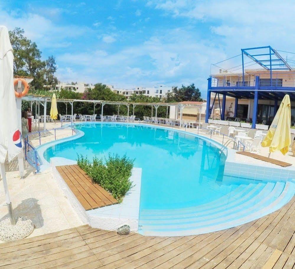 Hotel Vergina Lagonisi Exteriér fotografie
